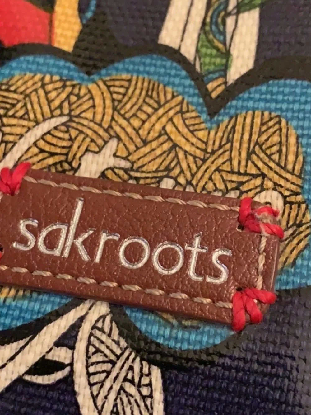Sakroots Floral Crossbody Phone Bag - Navy Multicolor